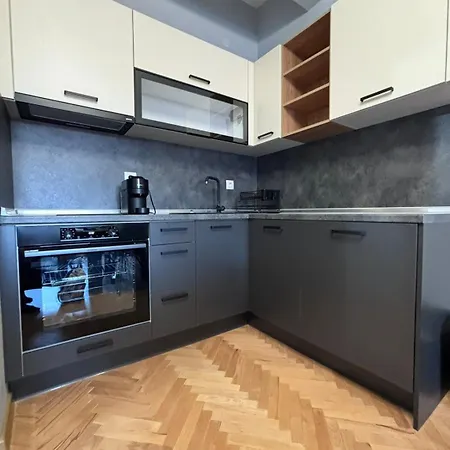 Appartement боко 16-18 *