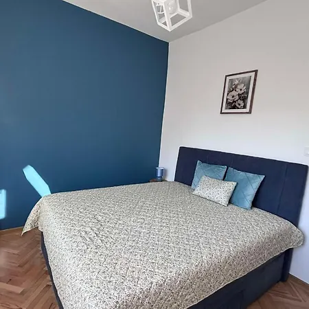 Apartamento боко 16-18