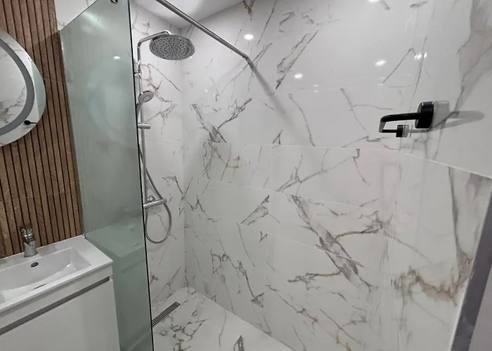 боко 16-18 アパート