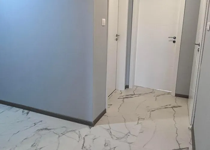 боко 16-18 アパート ソフィア